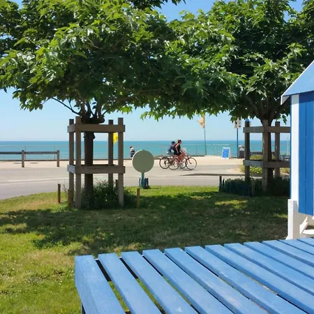 Cozy In Saint Jean De Monts